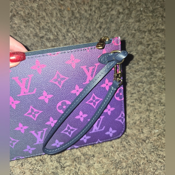 Louis Vuitton Pastel MM Midnight Multicolor Pochette (EUC)(RARE) - Picture 2 of 7